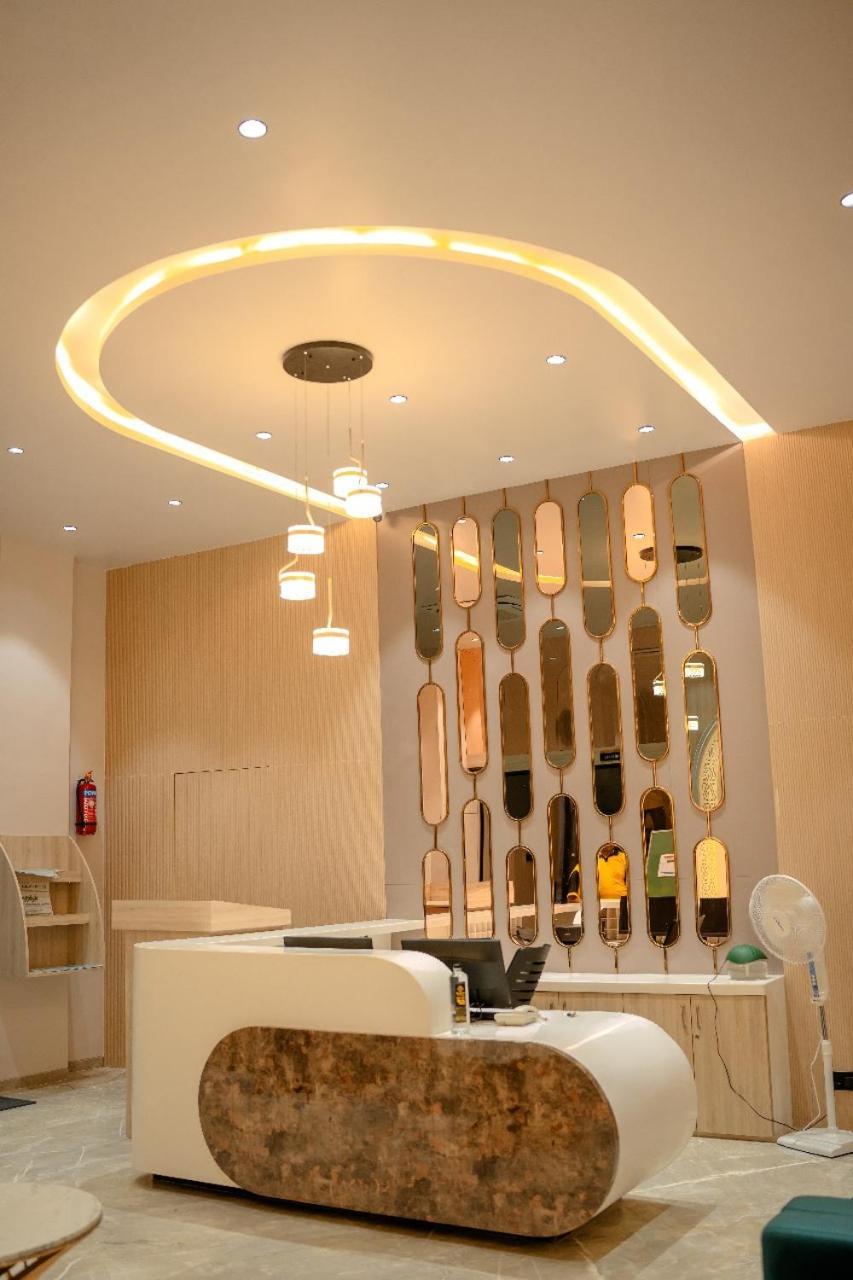 Narayani Executive Otel Tuljapur Dış mekan fotoğraf